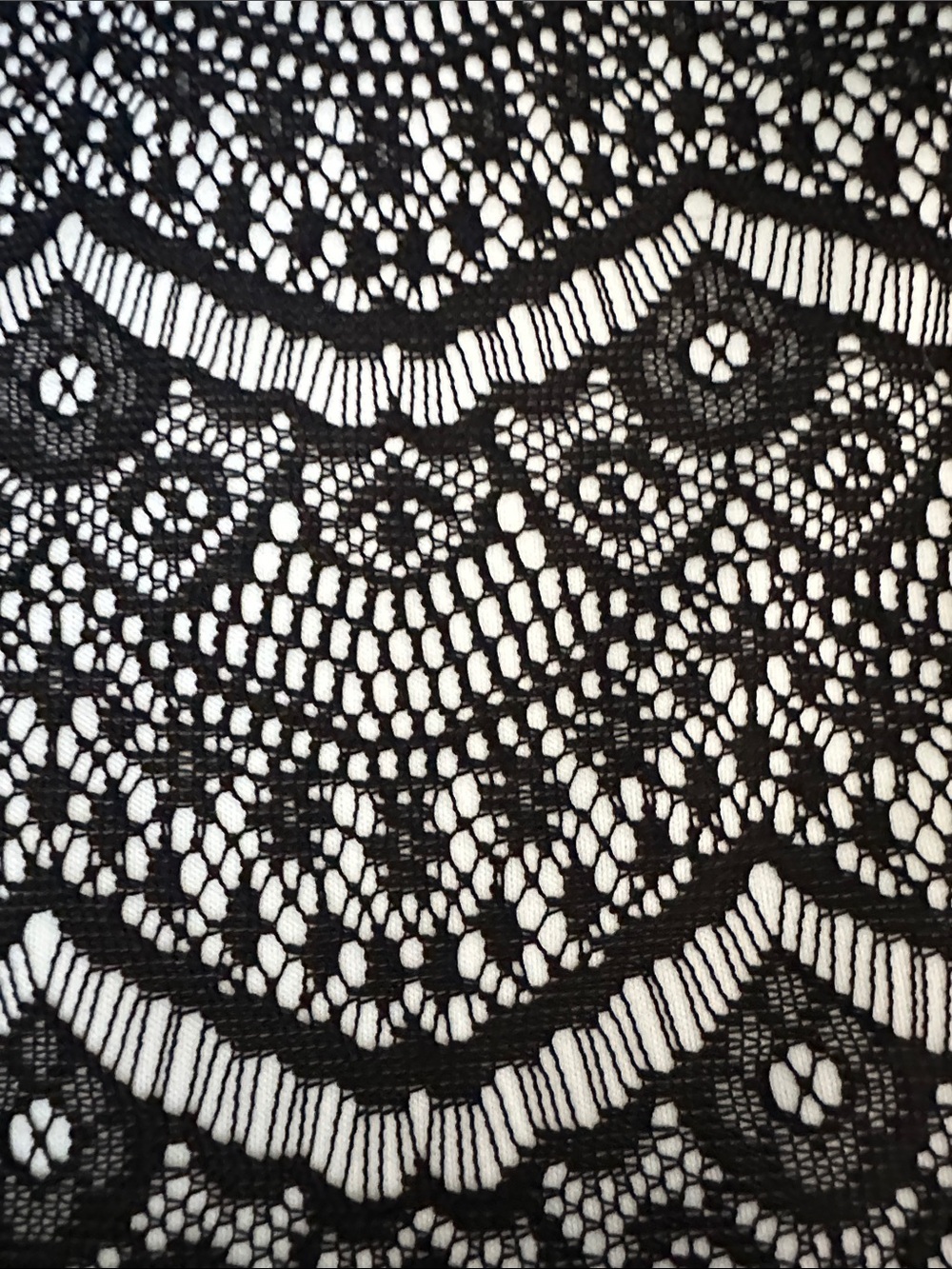 Jessica Simpson Black and White Lace-Pattern Midi Dress - Picture 5 of 6